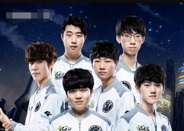 电竞比分官宣：Astralis正式签下HooXi